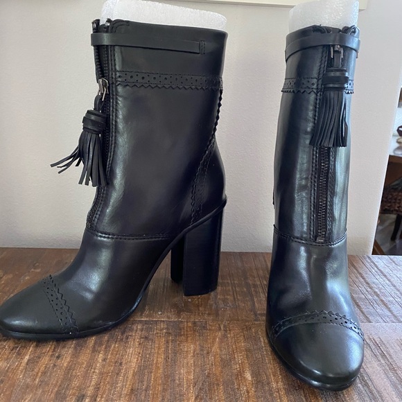 Tory Burch Shoes - Tory Burch “Huxley” Black Ankle Boots